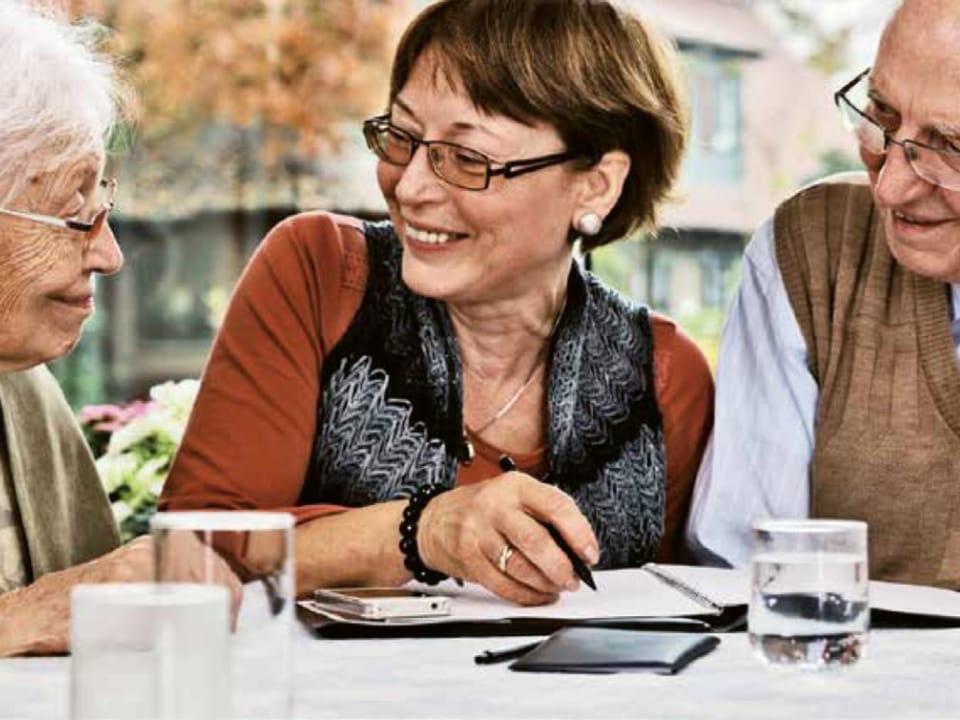 Hilfe für alte Menschen